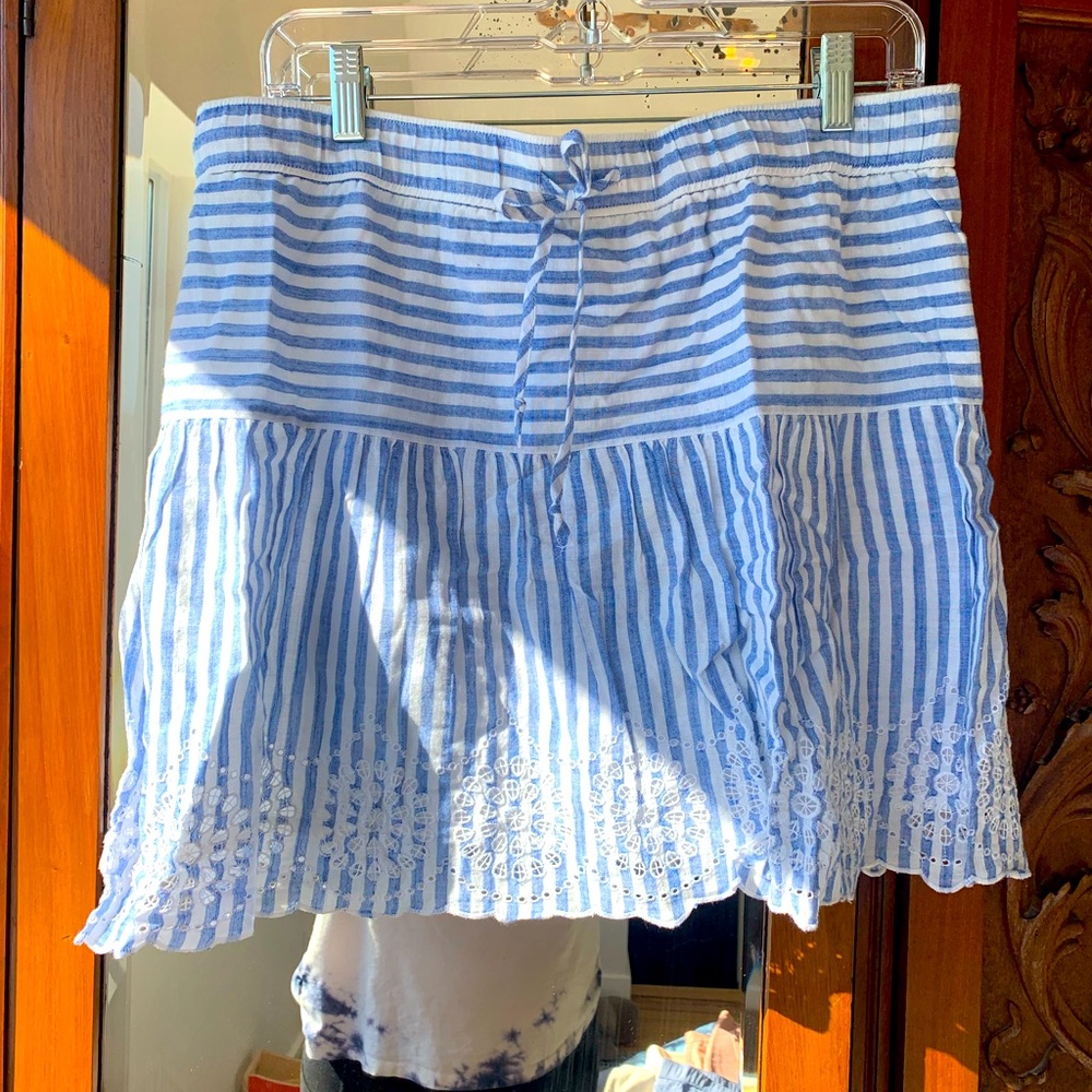 Vineyard Vines blue & white striped skirt